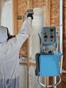 Machine à pulvériser du polyuréthane haute pression à deux composants, machine à mousse PU - Product Image 1