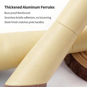 Ensemble de 12 pinceaux de maquillage professionnels de haute qualité, synthétiques, vegan, personnalisés, jaunes Morph - Product Image 4