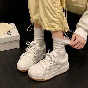 Chaussures de marche rétro été-automne, nouvelles baskets décontractées à bout rond pour étudiantes, polyvalentes, à semelle épaisse - Product Image 2