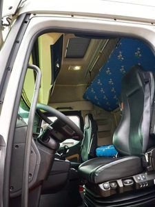 Camión Tractor Shacman X6000 6X4 Usado <span class=keywords><strong>de</strong></span> Servicio Pesado, 480HP, Euro 6, Motor Cummins, Transmisión Automática FAST, Volante a la Izquierda - Product Image 6