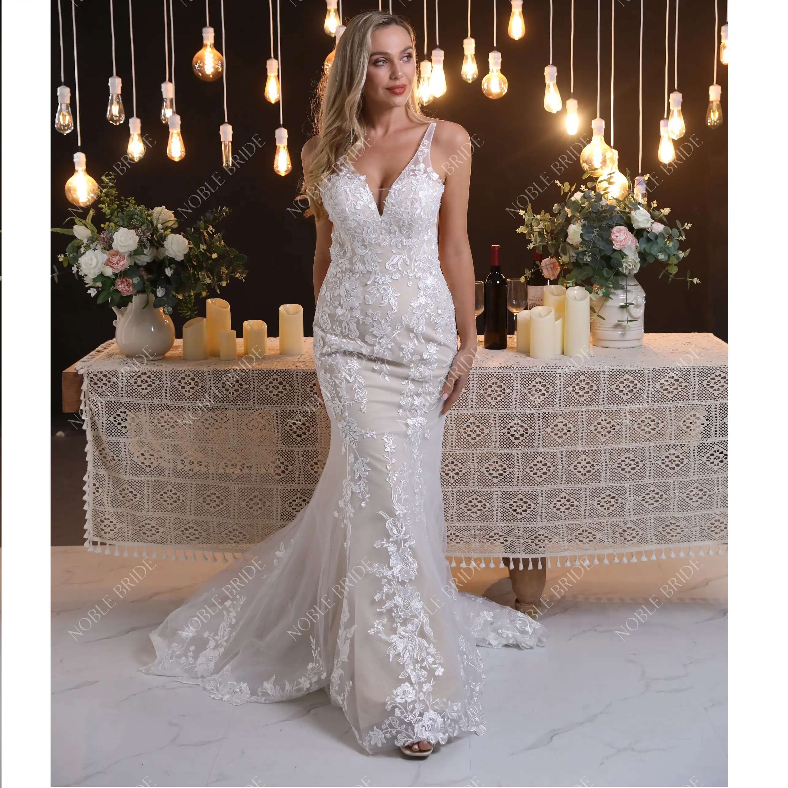 Sexy V Neck Mermaid Lace Bridal Dresses Wedding Gowns With Long Train 2024