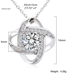 <span class=keywords><strong>Collana</strong></span> con Ciondolo a Forma di Quadrifoglio a <span class=keywords><strong>Nodo</strong></span> di Cuore <span class=keywords><strong>d</strong></span>'<span class=keywords><strong>Amore</strong></span> in Acciaio Inossidabile per Donna all'Ingrosso Regalo Gioiello per San Valentino e Festa della Mamma - Product Image 2