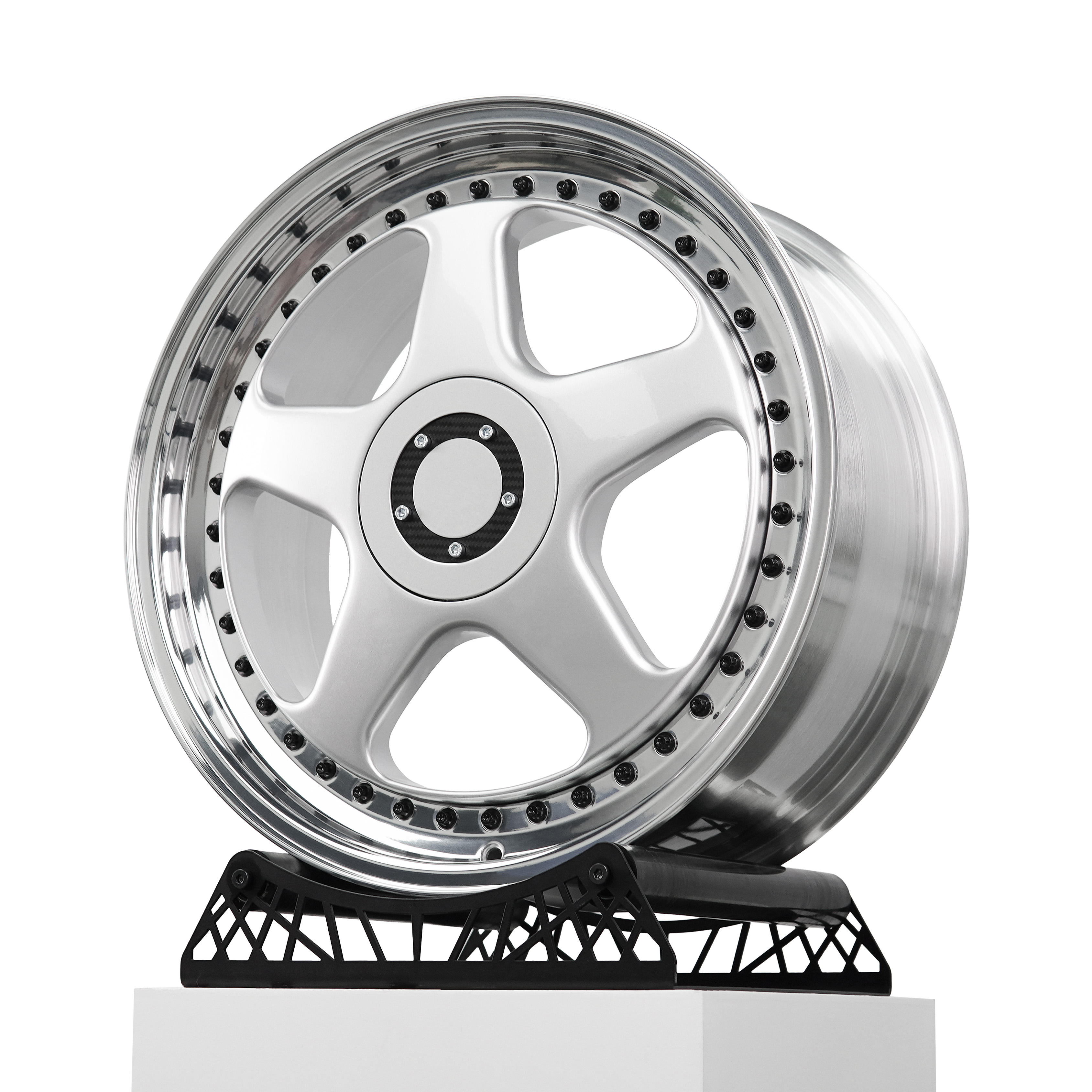 สีเงินพร้อมน็อตสีดำ