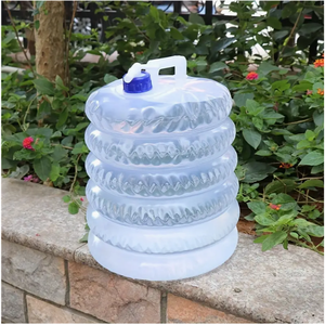 5L/10L/15L <span class=keywords><strong>Camping</strong></span> pique-nique barbecue tourisme de plein air PE Transparent pliant bouteille voiture sac à eau seau bouteilles en plastique robinets robinet bouteille - Product Image 1