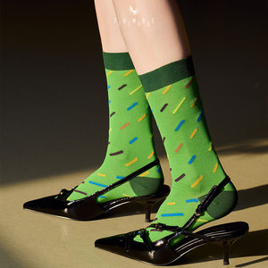Chaussettes décontractées d'été pour femmes, en nylon tricoté fin <span class=keywords><strong>et</strong></span> respirant, avec logo imprimé, pour un confort quotidien <span class=keywords><strong>et</strong></span> une touche de style subtile - Product Image 4