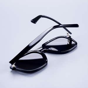 Gafas de Sol de Doble Puente Inspiradas en Diseñadores de Lujo, Ligeras, con Protección UV400, Retro, para Hombre y Mujer, con Barra Superior, Logotipo Personalizado OEM - Product Image 4