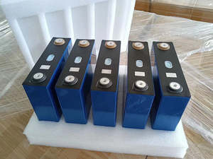 Grado una batteria agli ioni di litio prismatico <span class=keywords><strong>3</strong></span>.2V 80ah Lifepo4 e 105ah FLP litio ferro fosfato - Product Image 6