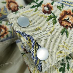 Veste d'hiver matelassée surdimensionnée pour homme, style puffer brillant, avec capuche, design personnalisé et rembourrage épais - Product Image 4