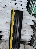 Tapis de rampe en caoutchouc Cache-câble Speed Humps Road Bump Cable Protector Cable Wire Cord