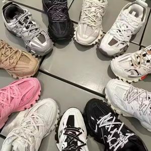 Zapatillas deportivas retro transpirables para mujer, estilo chunky, con luces LED, diseño Track 3.0, para hombre, tendencia 2026, ideales para dropshipping. - Product Image 6