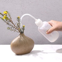 Flacon pulvérisateur de laboratoire en plastique pour le jardin Flacon d'arrosage en plastique PE-BD Bouteilles vides de sécurité à presser Lavage à la main
