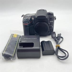 Videocámara Profesional HFT D7000 con Sensor CMOS de Fotograma Completo, 1080P Full HD, Ranura para Dos Tarjetas SD, Pantalla de 3 Pulgadas, Venta al Por Mayor de Video y Fotografía - Product Image 1