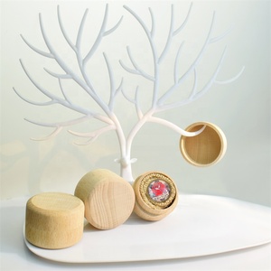 Boîte <span class=keywords><strong>en</strong></span> <span class=keywords><strong>bois</strong></span> personnalisée ronde avec logo gravé, nom, jour, anniversaire, mariage, emballage de bijoux personnalisé, vente <span class=keywords><strong>en</strong></span> gros - Product Image 5