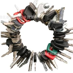 Juego de 60 llaves metálicas para ensamblaje de maquinaria industrial con etiquetas rojas y verdes Caterpillar Komatsu Hitachi John Deere Kubota - Product Image 5