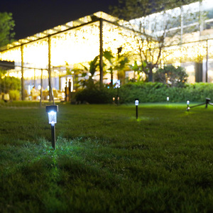 ไฟสนามหญ้าพลังงานแสงอาทิตย์ LED กันน้ำ IP65สำหรับกลางแจ้งสวนตอนกลางคืนให้ความสว่างโดยอัตโนมัติ - Product Image 4
