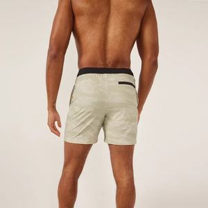 Pantalones Cortos Deportivos Ajustados de Talla Grande con Efecto Fruncido en Glúteos, 2 en 1, de 4 Pulgadas, de Cintura Alta, de Malla, con Camuflaje, para Hombre - Product Image 3