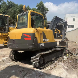 Excavadora de cadenas Volvo EC55D usada en buen estado, pocas horas de trabajo, 5 toneladas, cucharón de 0.32m, bomba Kawasaki, motor Volvo Penta - Product Image 1