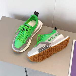 Nouvelles Chaussures Décontractées à Semelle Épaisse Été 2026 - Version Coréenne Tendance et Polyvalente pour Femmes - Product Image 1