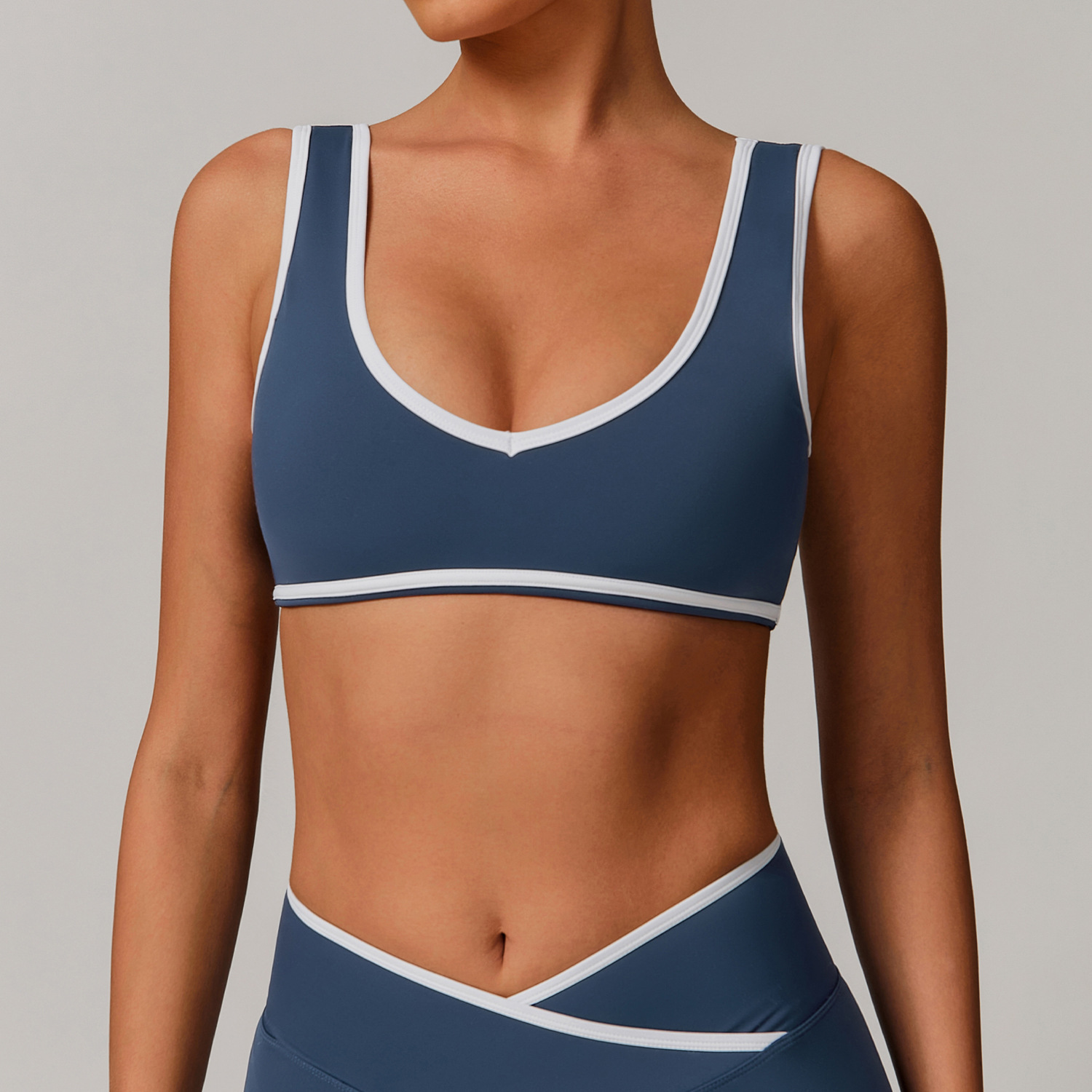 Dare Show New Color Contrast Fixed Double Shoulder Strap Nylon/spandex Sports Underwear Shockproof Women's Yoga Bra Fitness