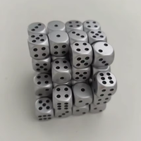 Dés de jeu D6 en acrylique électroplaqué argent antique de 16 mm, dés personnalisés à coins arrondis résistants à l'usure pour jeux de société et TTRPG