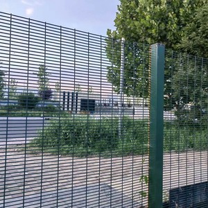 Malla de Seguridad Antiescalada 358 de 2.4m de Altura, Económica y en Oferta, para Cercas de Prisiones - Product Image 3