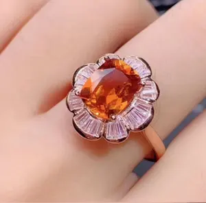 Exquisite Luxury 925 Sterling Silver Inlaid Madagascar Natural Fenda Real Garnet Gemstone Stone Ring Olivine Women Jewelry