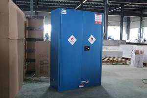 Промышленные огнестойкие шкафы для хранения легковоспламеняющихся жидкостей объемом 45 галлонов в лаборатории, выполненные из листового металла - Product Image 4