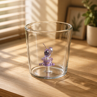 Verre à eau vintage transparent au design minimaliste ingénieux et créatif de haute valeur, en vente