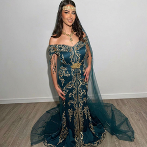 Elegante y Hermoso Vestido Fergani Azul Dorado Bordado, Largo hasta el Suelo, Tradicional para Boda, Estilo Banana Crape, Corte Regular para Mujer - Product Image 1