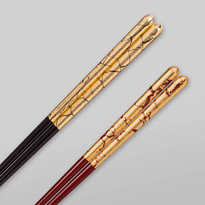 Paire de baguettes en bois de qualité supérieure en feuille d'or pour la maison, la cuisine commerciale et la restauration Offert par le fournisseur - Product Image 3
