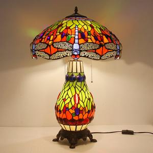 <span class=keywords><strong>Lampe</strong></span> de table en verre <span class=keywords><strong>Tiffany</strong></span> de style simple et créatif de haute qualité Jiyuanlux de 12 pouces avec motif à carreaux en verre coloré <span class=keywords><strong>Art</strong></span> <span class=keywords><strong>déco</strong></span> - Product Image 5