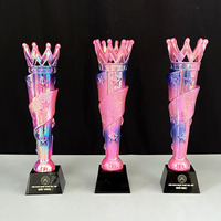 Ensemble de 3 trophées de luxe en résine rose électroplaqué, couleur dégradée, pour recompenses de reine de concours de beauté, avec base noire transparente