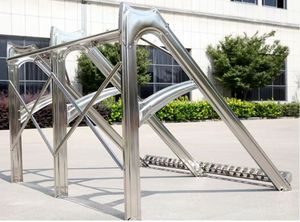 Chauffe-eau <span class=keywords><strong>solaire</strong></span> à tubes sous vide haute efficacité, capacité de 200 L, construction durable en acier inoxydable pour usage domestique extérieur - Product Image 4