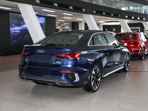 Audi <span class=keywords><strong>A3</strong></span> 2024 A3L <span class=keywords><strong>Limousine</strong></span> 35 TFSI Sport : un véhicule de banlieue élégant, moderne et abordable, très populaire - Product Image 5