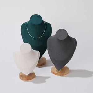 Support de Présentation de Bijoux en Bois de Bambou de Luxe de Haute Qualité, Vente en Gros, Présentoir Personnalisé pour Colliers et Pendentifs - Product Image 4