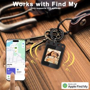 Pendentif écran E-ink FindXeink avec photo personnalisée, traqueur GPS intégré et design sur mesure, photo couleur, texte, contact, mémo - Product Image 4
