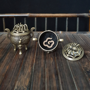 Brûleur d'encens en forme d'araignée personnalisé, porte-encens à design gratuit, artisanat en métal et cadeaux, accessoires d'aromathérapie pour la salle de yoga/thé/méditation - Product Image 4