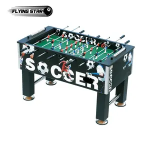 卸売大人5フィート屋内ハンドプレイサッカーボールサッカーテーブル組み立てが簡単なフルアクセサリー付き標準フーズボール
