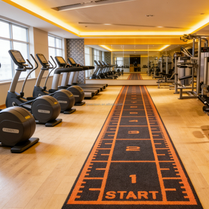 <span class=keywords><strong>Gazon</strong></span> <span class=keywords><strong>synthétique</strong></span> pour salle de sport 25 mm PP/PE, tapis d'herbe artificielle personnalisé avec logo, orange, pour piste de luge intérieure de salle de fitness - Product Image 3