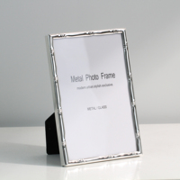 Cadre photo en métal et verre style INS minimaliste, électroplaqué argent, motif bambou, pour photos 4x6 / 5x7, produit en gros