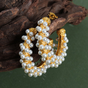 New Luxury Fringe Fairy Girl Pearl Bead Hoop <strong>Shell</strong> Stud Earrings Trendy C-Shaped <strong>Ear</strong> <strong>Drop</strong> Stainless Steel New Fashion - Product Image 3