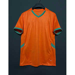 Индивидуальная футбольная форма для мужчин 2026 года, новая коллекция, с термотрансферной печатью, с названием команды, OEM, из полиэфирного волокна, высокое качество - Product Image 3