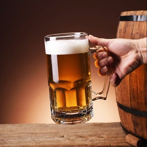 Jarra <span class=keywords><strong>de</strong></span> Cerveza Espesa <span class=keywords><strong>de</strong></span> Gran Capacidad con Asa, Transparente, <span class=keywords><strong>de</strong></span> Cristal, para Uso Comercial, Ecológica y Moderna - Product Image 1