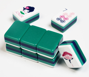 Jeu de Mahjong de style américain de marque QiXi en PVC vert pour 4 joueurs, portable, de luxe, haut de gamme, avec échecs et cartes en cristal, cadeau pour <span class=keywords><strong>la</strong></span> maison, <span class=keywords><strong>d</strong></span>és - Product Image 3