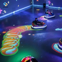 Jeu de course de karting interactif immersif avec projection, kart électrique de combat en salle pour parc d'attractions