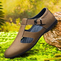 Nouvelles sandales pour hommes respirantes à bout rond, motif uni, antidérapantes, à enfiler, en cuir, rehaussantes, chaussures habillées d'affaires