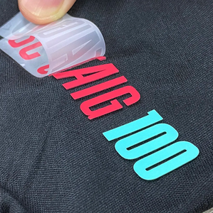 Personalizzato 3D in Silicone di trasferimento ad alta densità stampa stampa di calore in vinile gomma Logo etichetta di abbigliamento Silicone trasferimento di calore per l'abbigliamento - Product Image 1