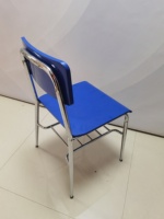 Chaise d'école empilable en contreplaqué HPL avec plateau porte-documents intégré, structure métallique électrolytique durable pour écoles et bureaux