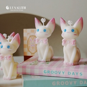 <span class=keywords><strong>Bougie</strong></span> parfumée en cire de soja en forme de chat porte-bonheur en gros |   <span class=keywords><strong>Bougie</strong></span> votive parfumée à la poire anglaise et à la freesia pour une couleur et une senteur personnalisées - Product Image 6