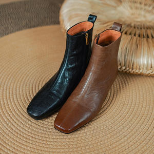 Grosir kustom kualitas tinggi kulit asli mode desain elegan tumit rendah sepatu bot untuk wanita - Product Image 3